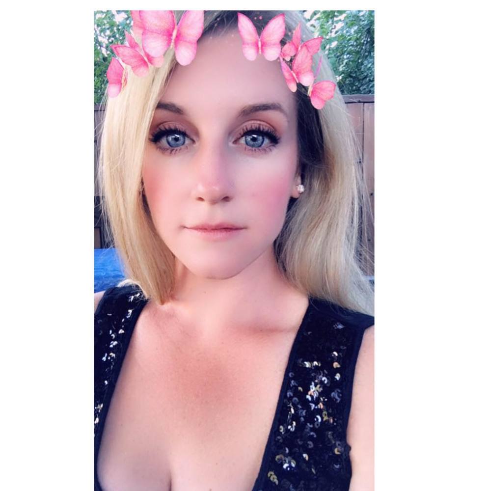 Meet your Posher, Ashley